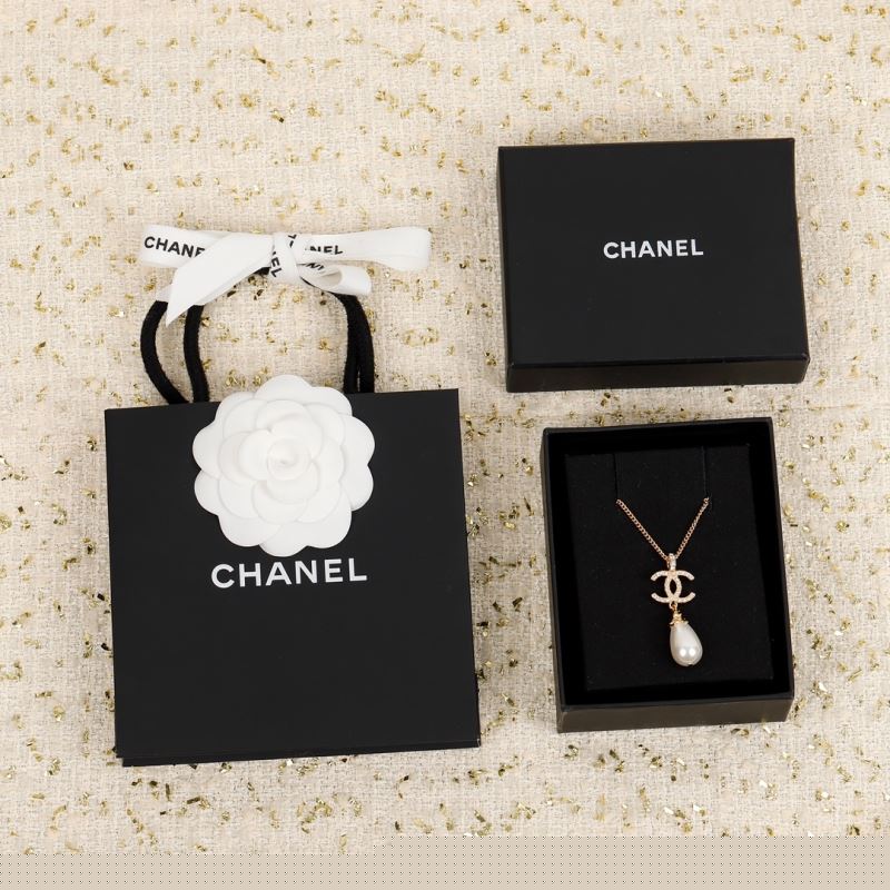 Ch*el brooches